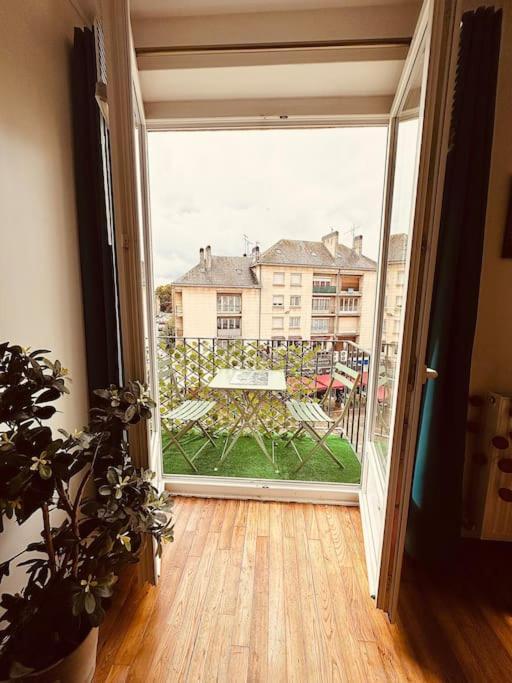 Ferienwohnung Le Petit Bijou Hyper Centre Sedan Exterior foto
